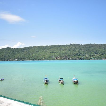 Phi Phi Beach Front Resort Exterior foto