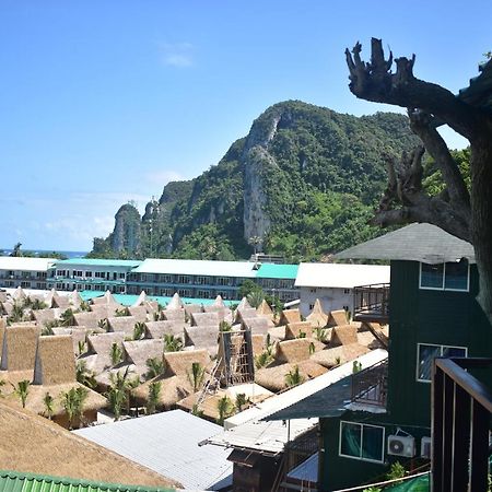 Phi Phi Beach Front Resort Exterior foto