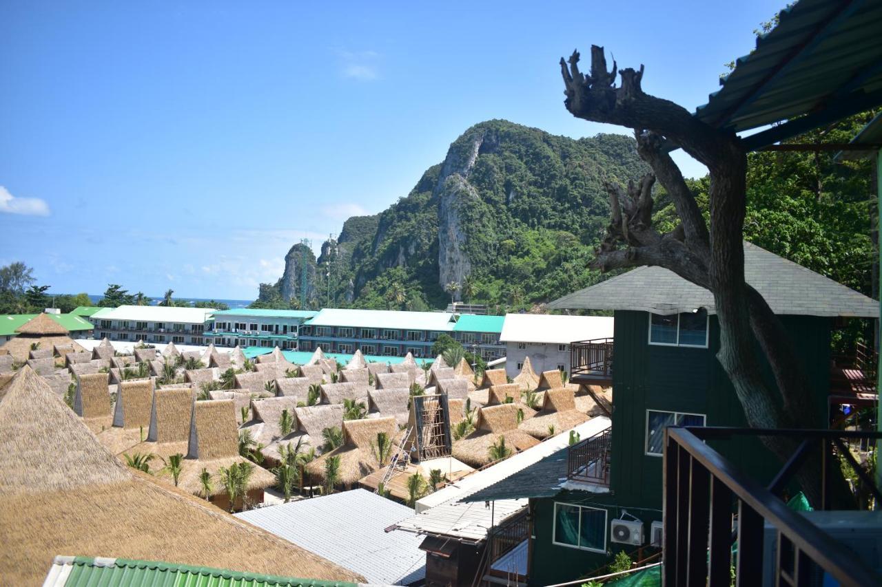 Phi Phi Beach Front Resort Exterior foto